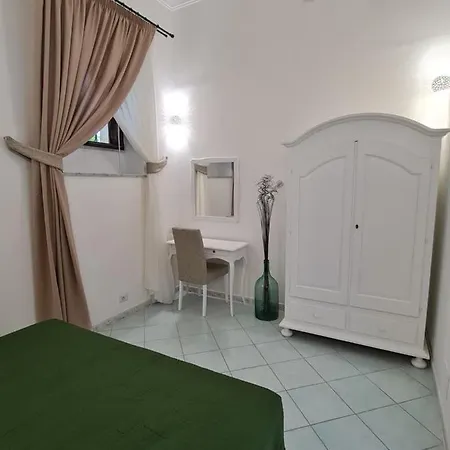 Апартаменти Maison Ciccio - Il Monticello Con Sauna Privata *