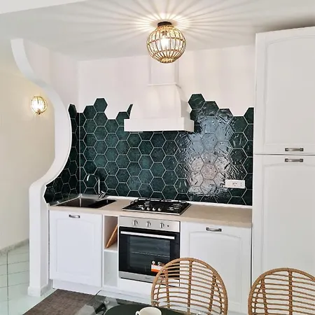 Maison Ciccio - Il Monticello Con Sauna Privata 波西塔諾